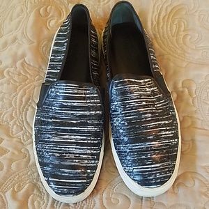 Vince slip ons 8.5 euro 39.5